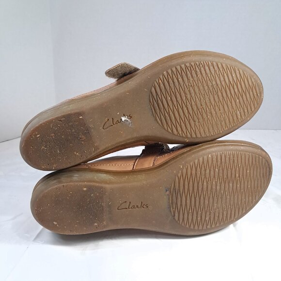 Clarks Shoes Womens sz 7 7M Everlay Bai Mary Jane Strap Comfort Wedge Brown tan - Picture 12 of 13